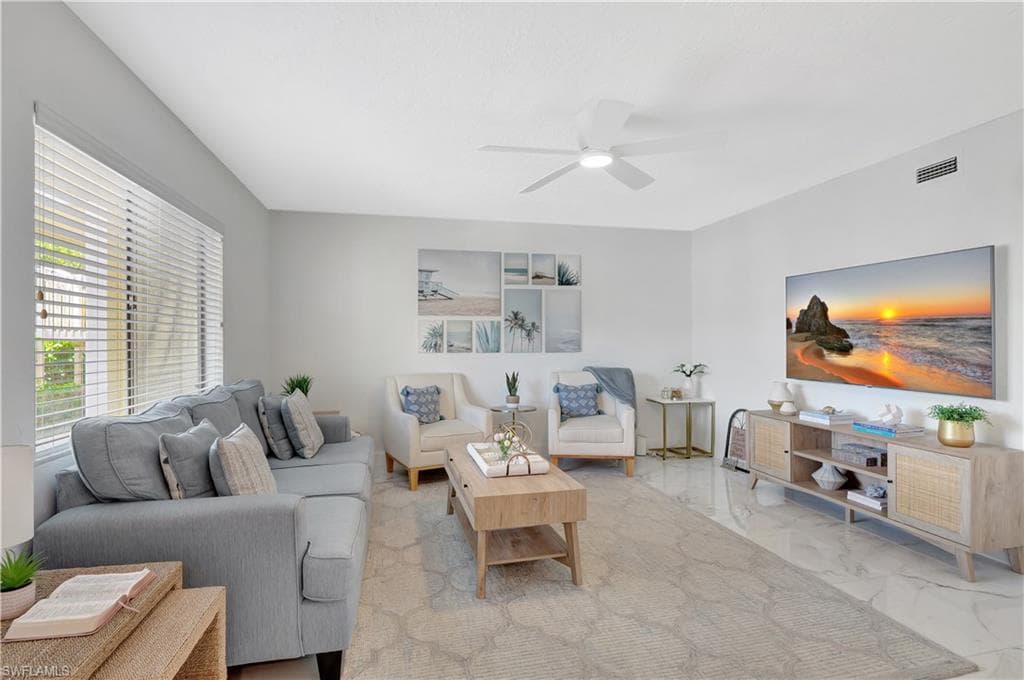 4633 Bayshore DR # M3, NAPLES FL 34112-9