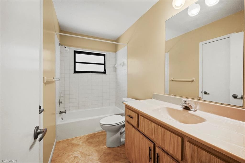 230 5th ST, BONITA SPRINGS FL 34134-20