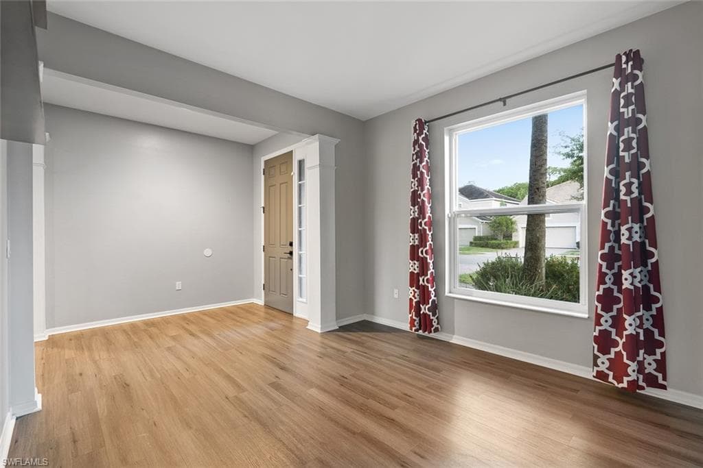 15639 Angelica DR, ALVA FL 33920-5