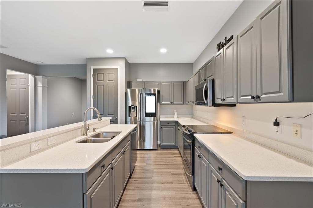 15639 Angelica DR, ALVA FL 33920-8