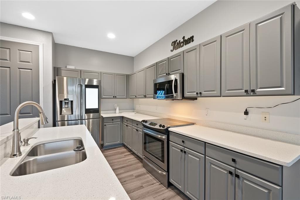 15639 Angelica DR, ALVA FL 33920-9