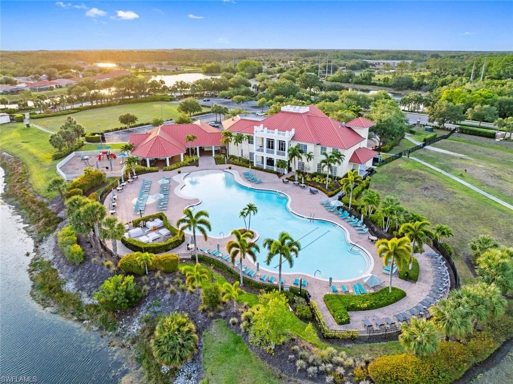 15639 Angelica DR, ALVA FL 33920-38