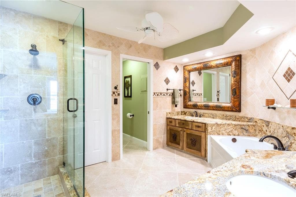 6680 Ilex CIR # A, NAPLES FL 34109-11