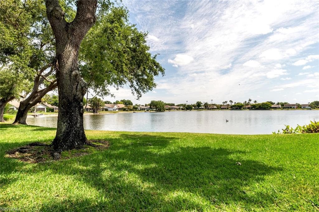 6680 Ilex CIR # A, NAPLES FL 34109-25