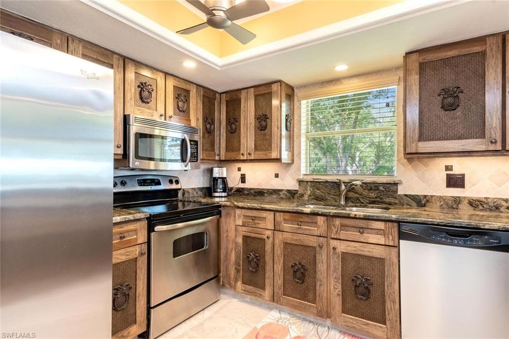6680 Ilex CIR # A, NAPLES FL 34109-6