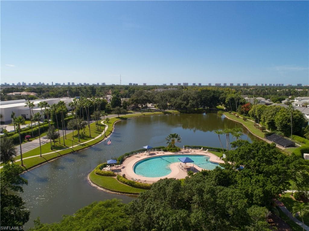 6680 Ilex CIR # A, NAPLES FL 34109-19