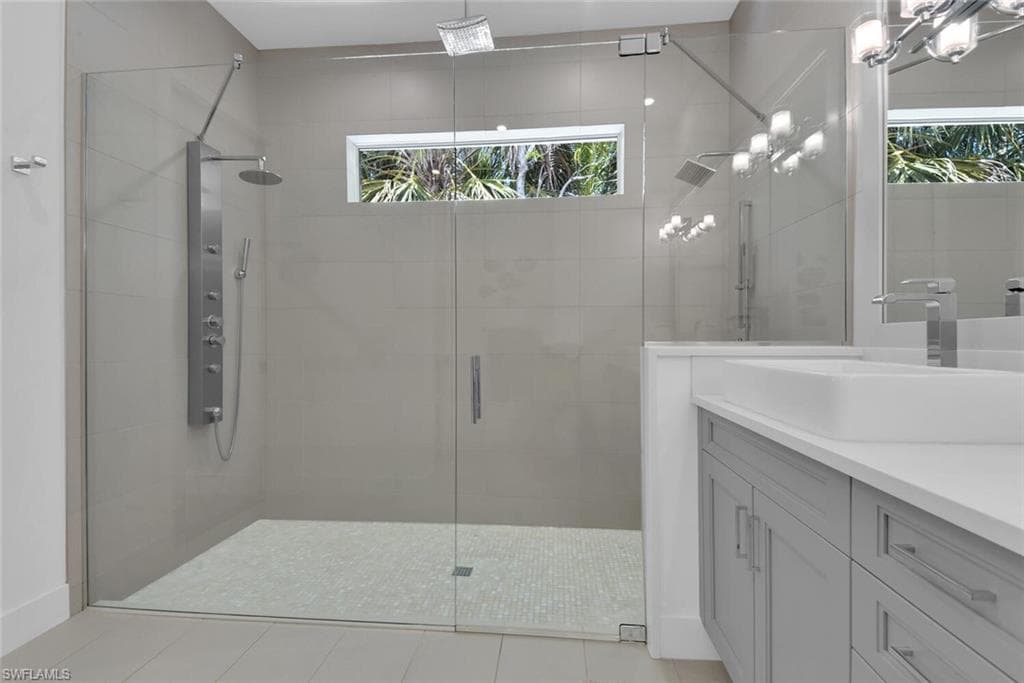 2130 Curtis ST, NAPLES FL 34112-17