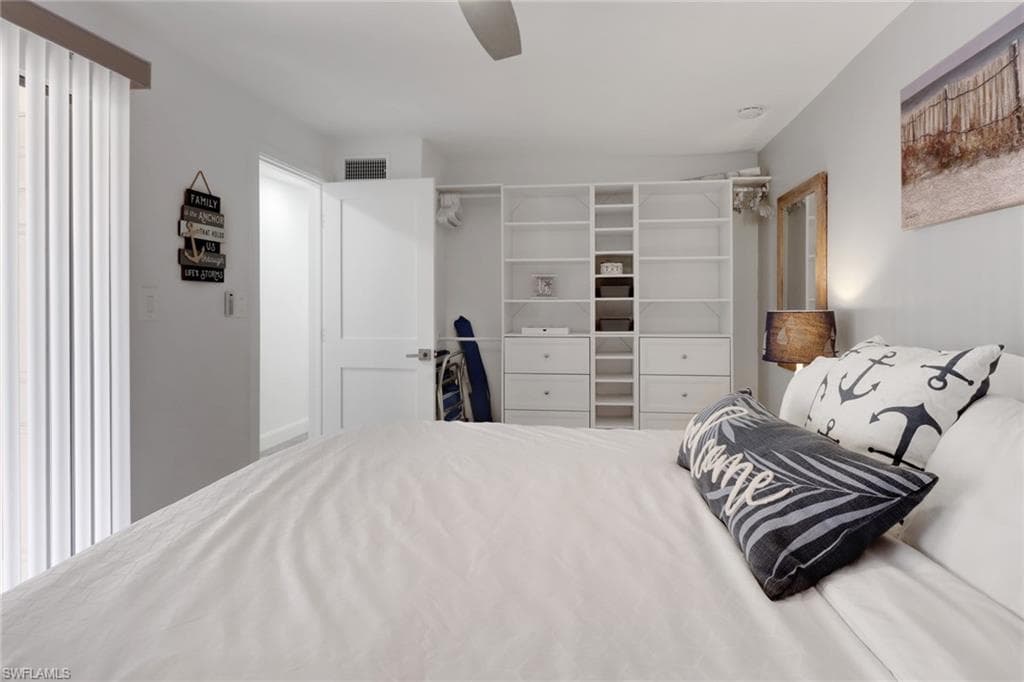 25850 Hickory BLVD # 102, BONITA SPRINGS FL 34134-12