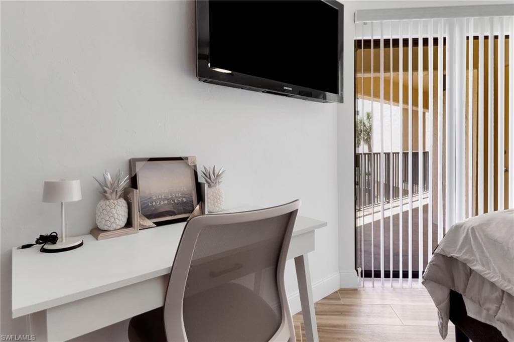 25850 Hickory BLVD # 102, BONITA SPRINGS FL 34134-13