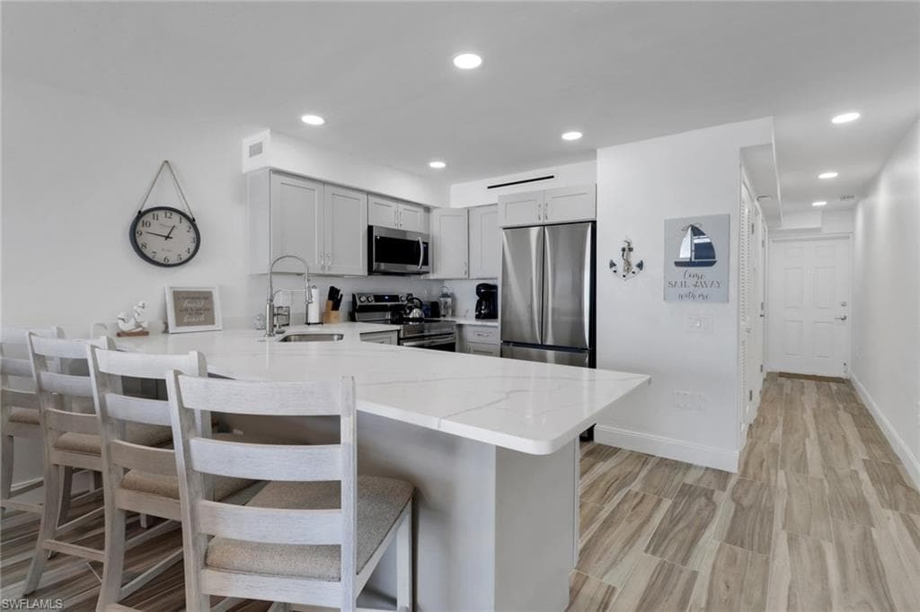 25850 Hickory BLVD # 102, BONITA SPRINGS FL 34134-7