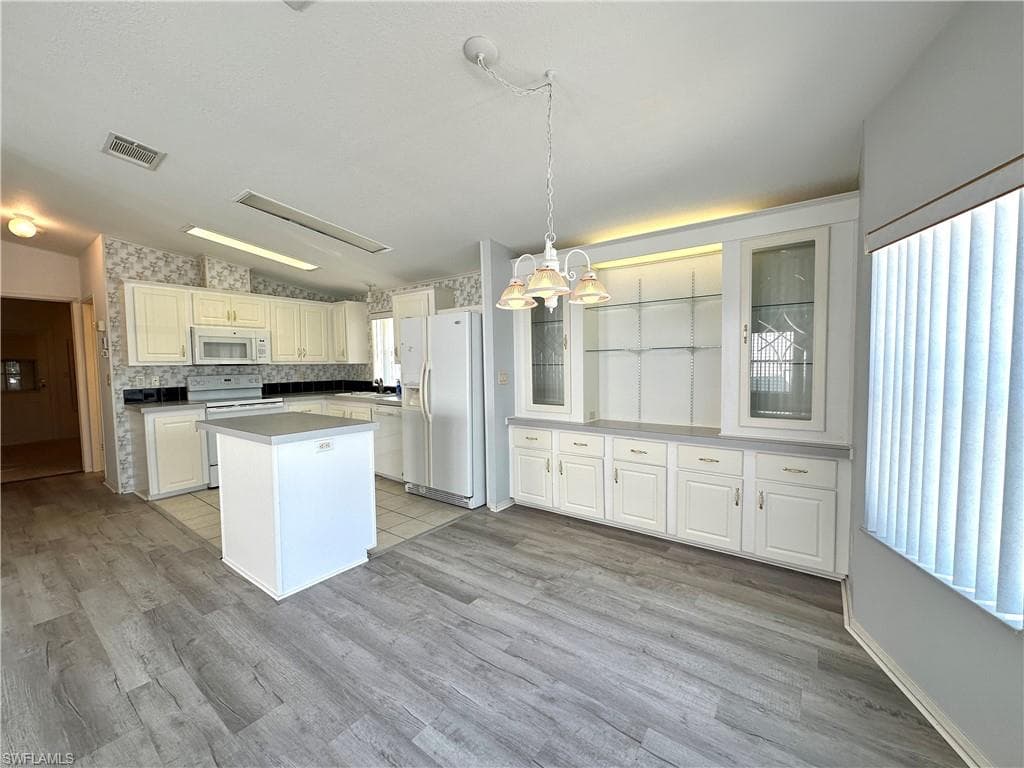 4551 Mayflower WAY E, ESTERO FL 33928-13