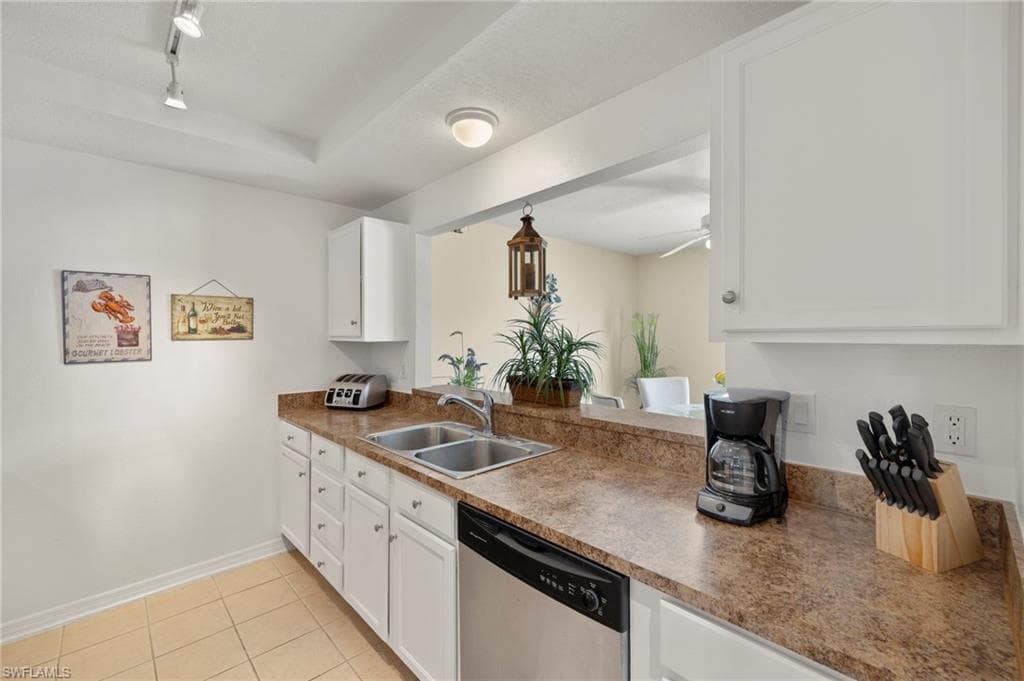 3330 N Key DR # 6, NORTH FORT MYERS FL 33903-11