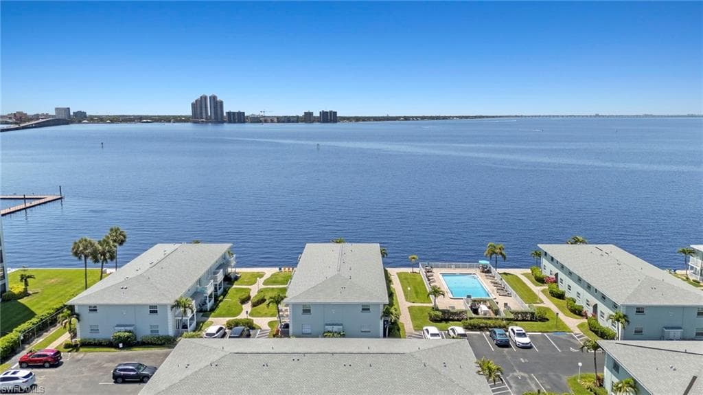 3330 N Key DR # 6, NORTH FORT MYERS FL 33903-36