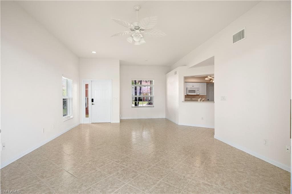 25073 Peacock LN # 102, NAPLES FL 34114-8