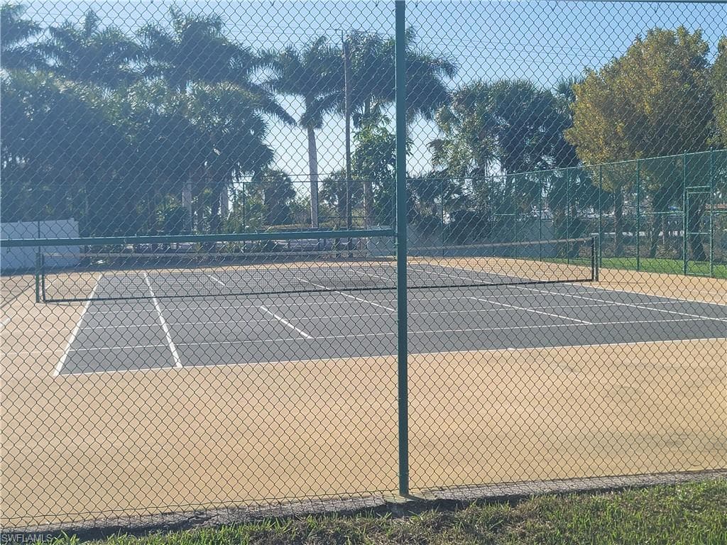 25073 Peacock LN # 102, NAPLES FL 34114-33