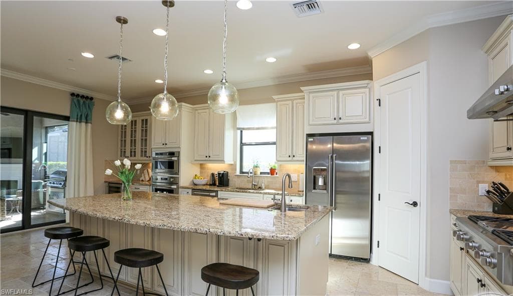 10155 Coconut RD, ESTERO FL 34135-1