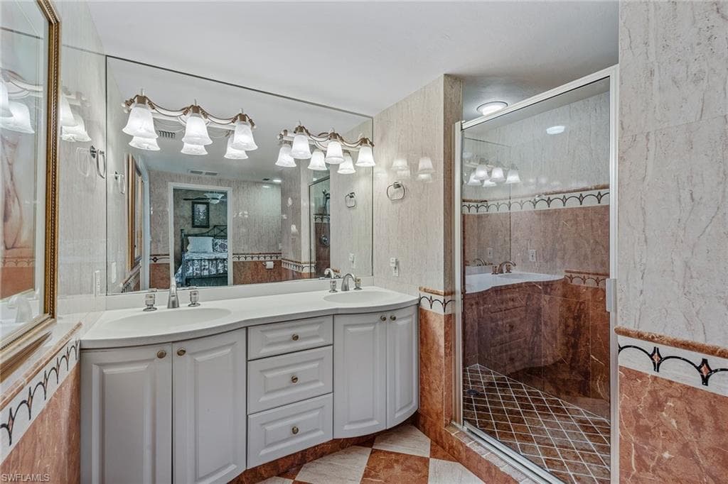 1070 S Collier BLVD # 802, MARCO ISLAND FL 34145-16