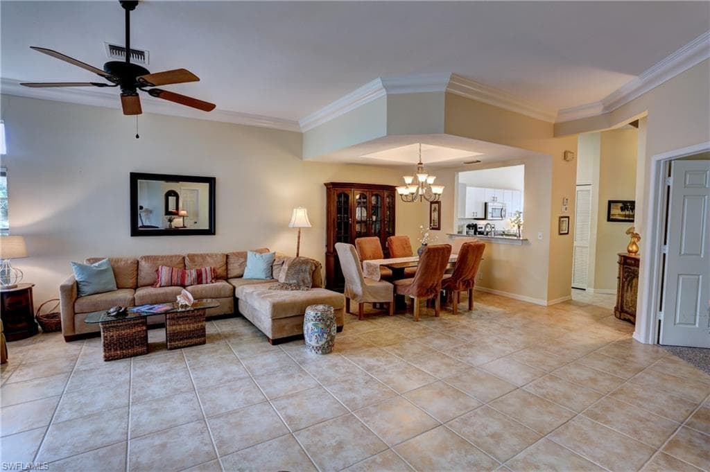 130 Amblewood LN # 801, NAPLES FL 34105-6