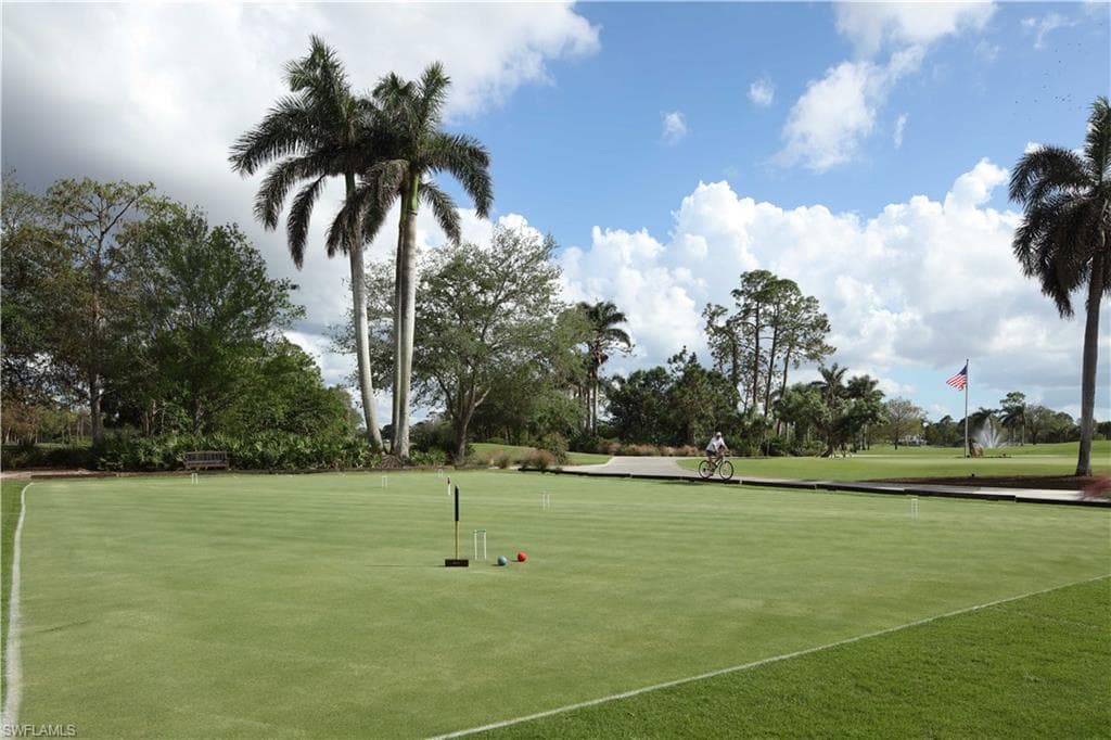 130 Amblewood LN # 801, NAPLES FL 34105-44