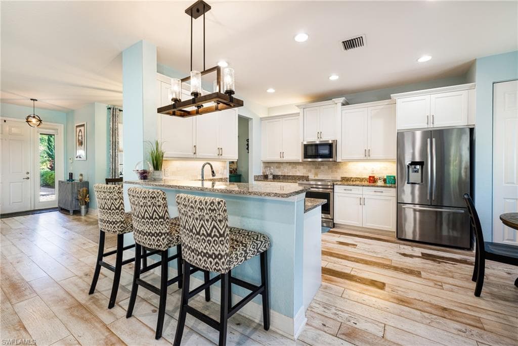 11717 Meadowrun CIR, FORT MYERS FL 33913-17