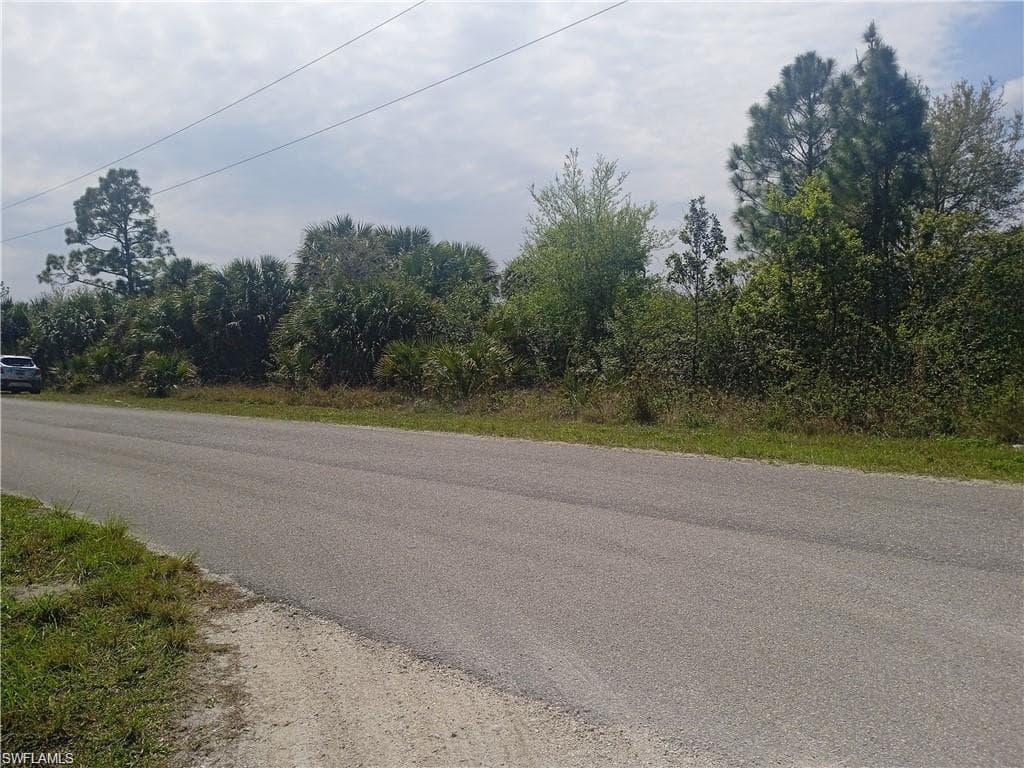 2605 Hanna AVE N, LEHIGH ACRES FL 33971-3