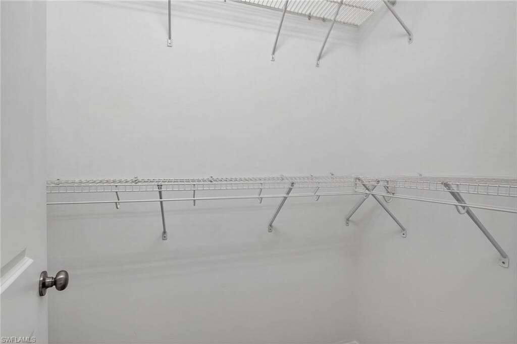 9386 Pocida CT # 202, NAPLES FL 34119-28