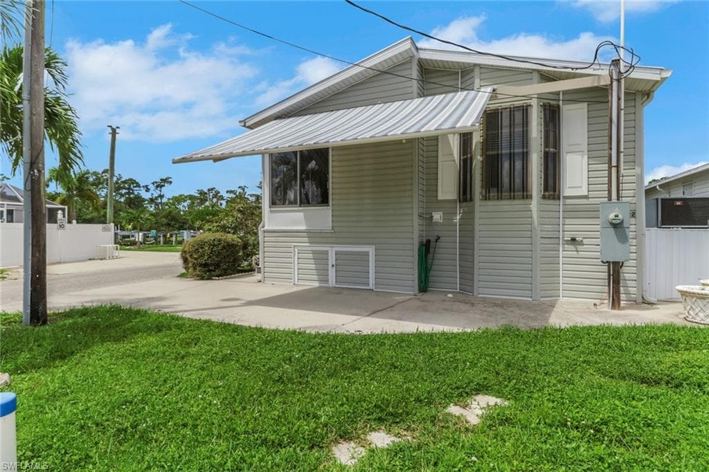 20721 BASIN DR, ESTERO FL 33928-2