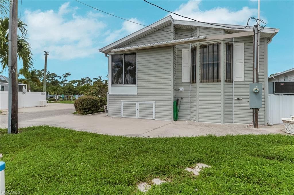 20721 BASIN DR, ESTERO FL 33928-24