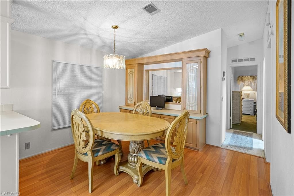 49 Turquoise AVE, NAPLES FL 34114-12
