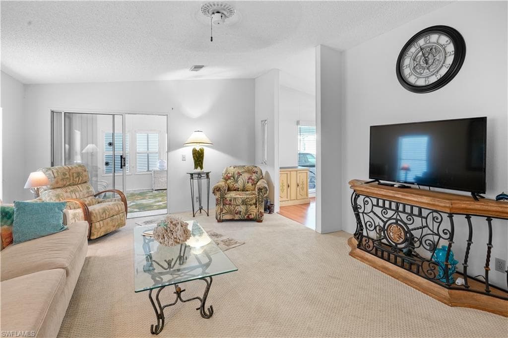 49 Turquoise AVE, NAPLES FL 34114-3