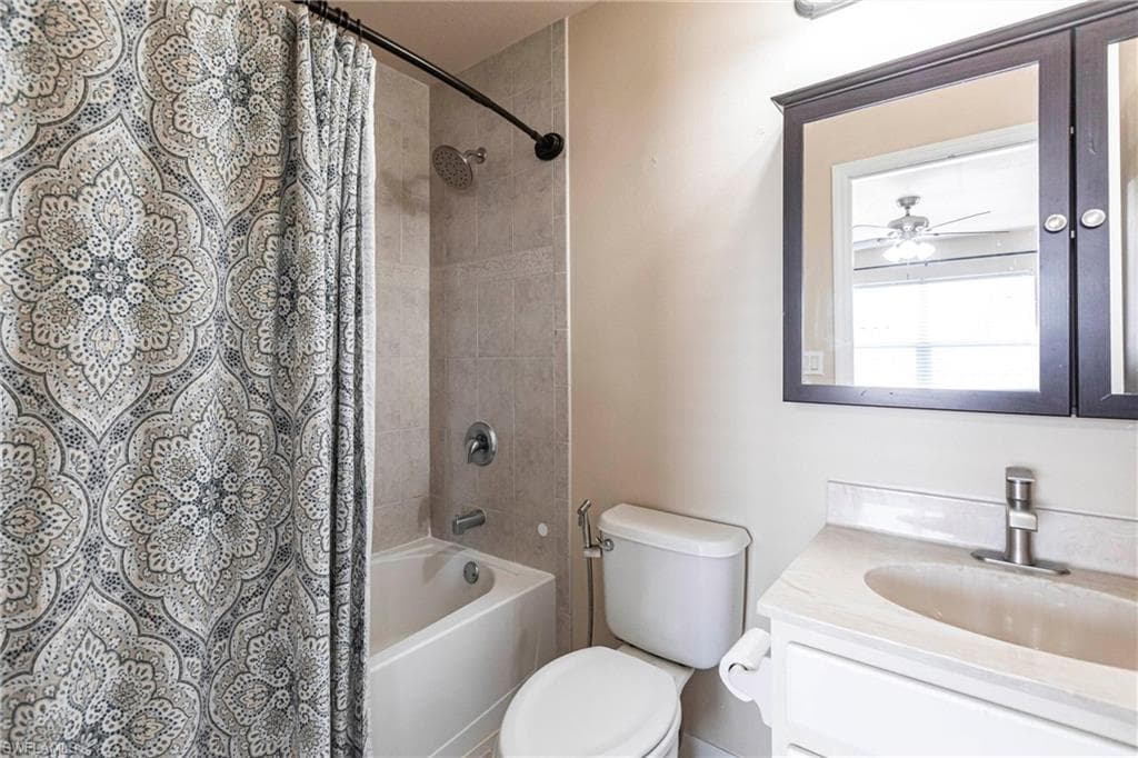 2808 Via Piazza LOOP, FORT MYERS FL 33905-31