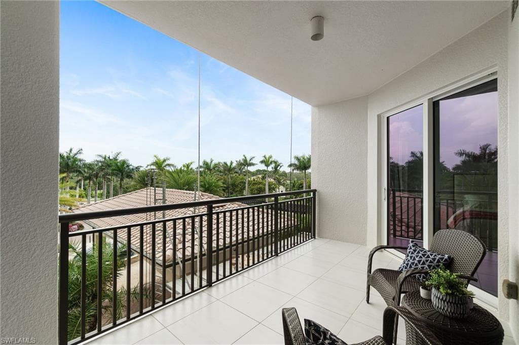 4800 Pelican Colony BLVD # 303, BONITA SPRINGS FL 34134-38
