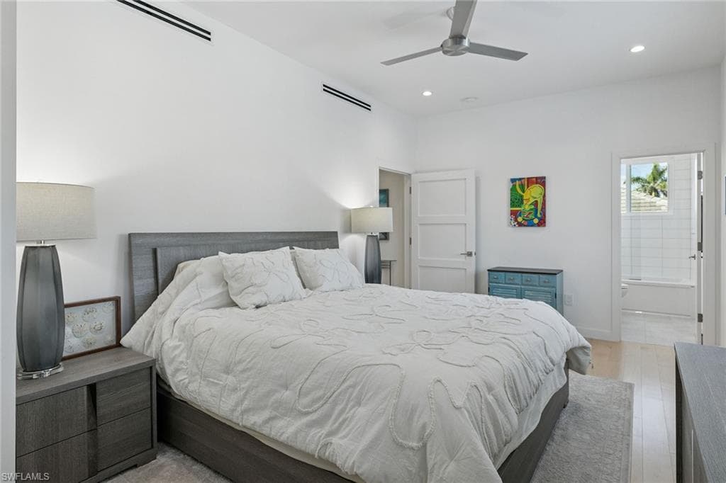 724 Plantation CT, MARCO ISLAND FL 34145-31