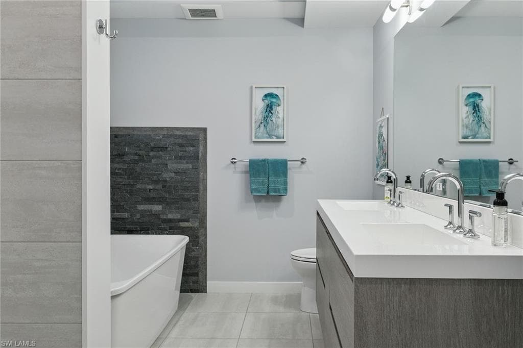 724 Plantation CT, MARCO ISLAND FL 34145-19