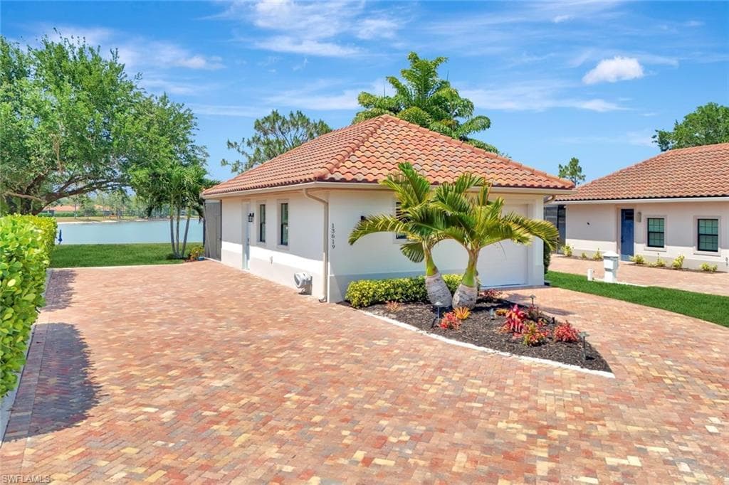 13619 Golden Palms CIR, FORT MYERS FL 33913-28