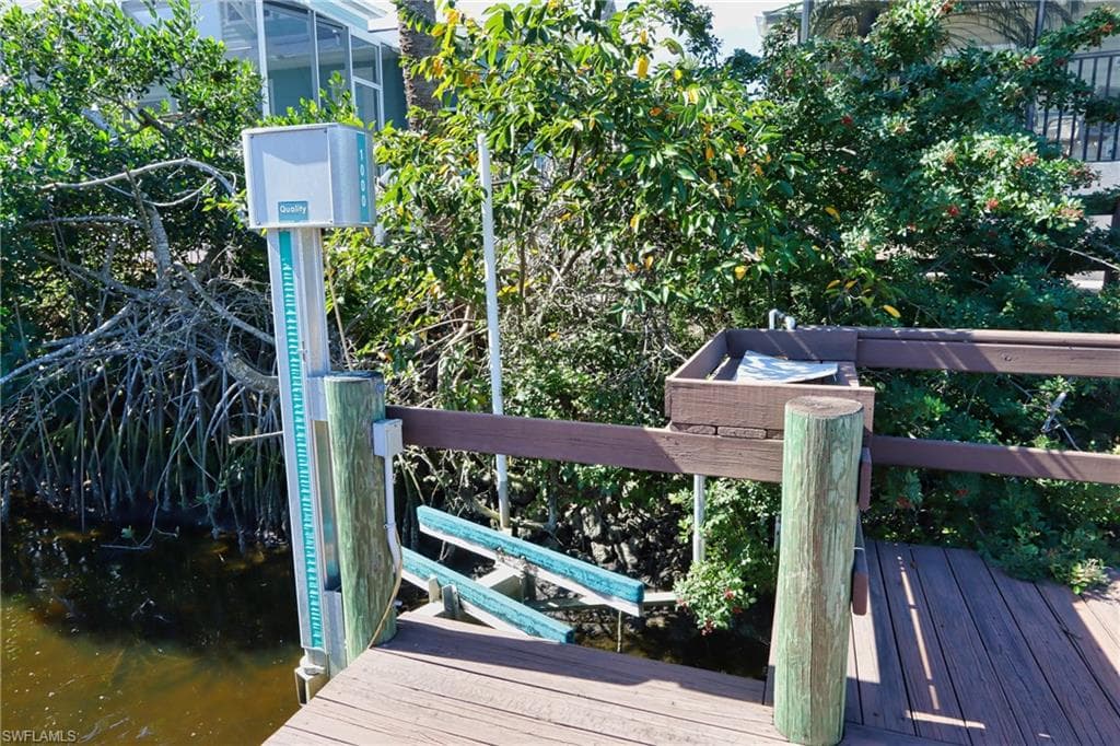 27091 Flamingo DR, BONITA SPRINGS FL 34135-7