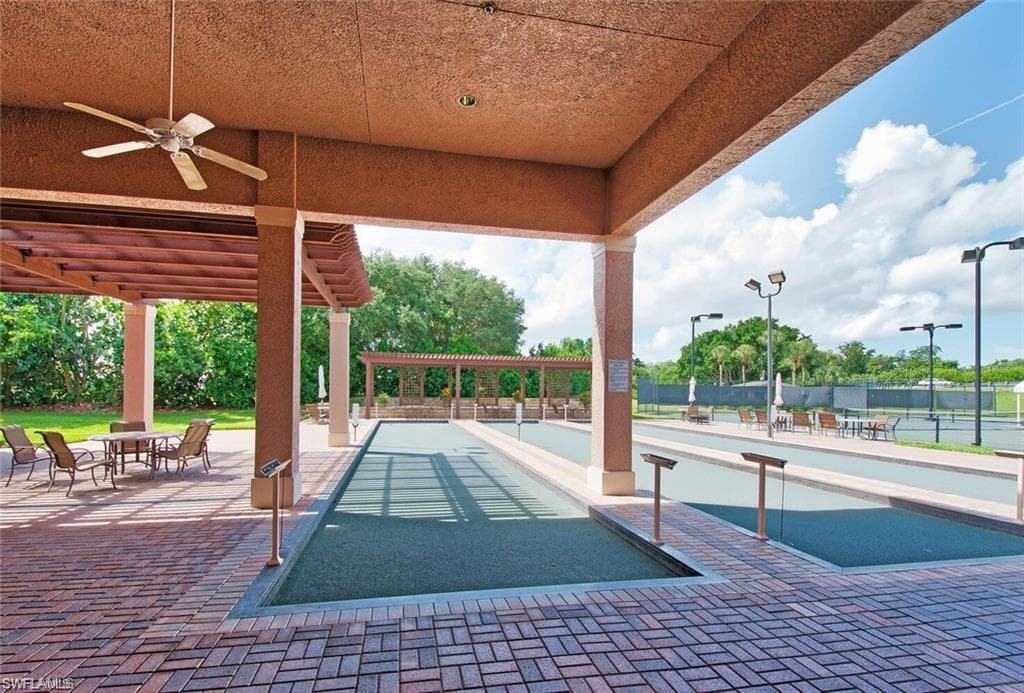 1530 Clermont DR # 401G, NAPLES FL 34109-28