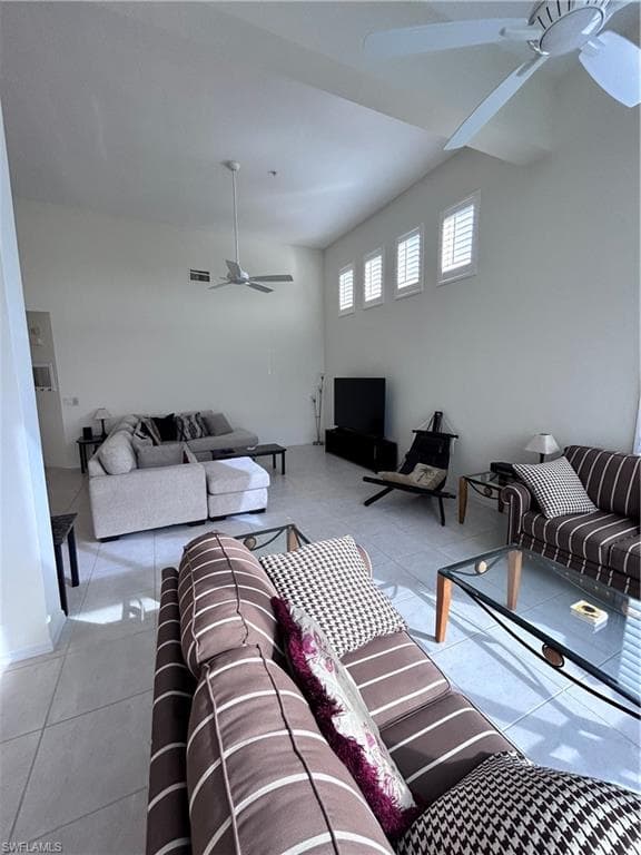 1530 Clermont DR # 401G, NAPLES FL 34109-7