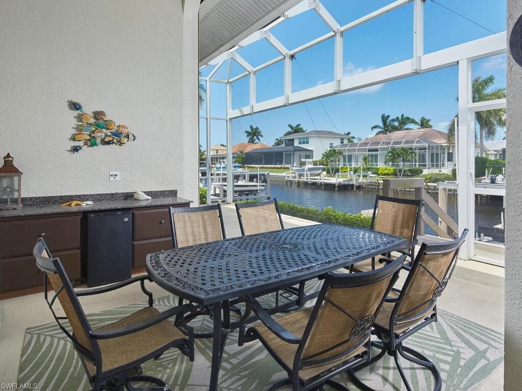 140 Starfish CT, MARCO ISLAND FL 34145-22