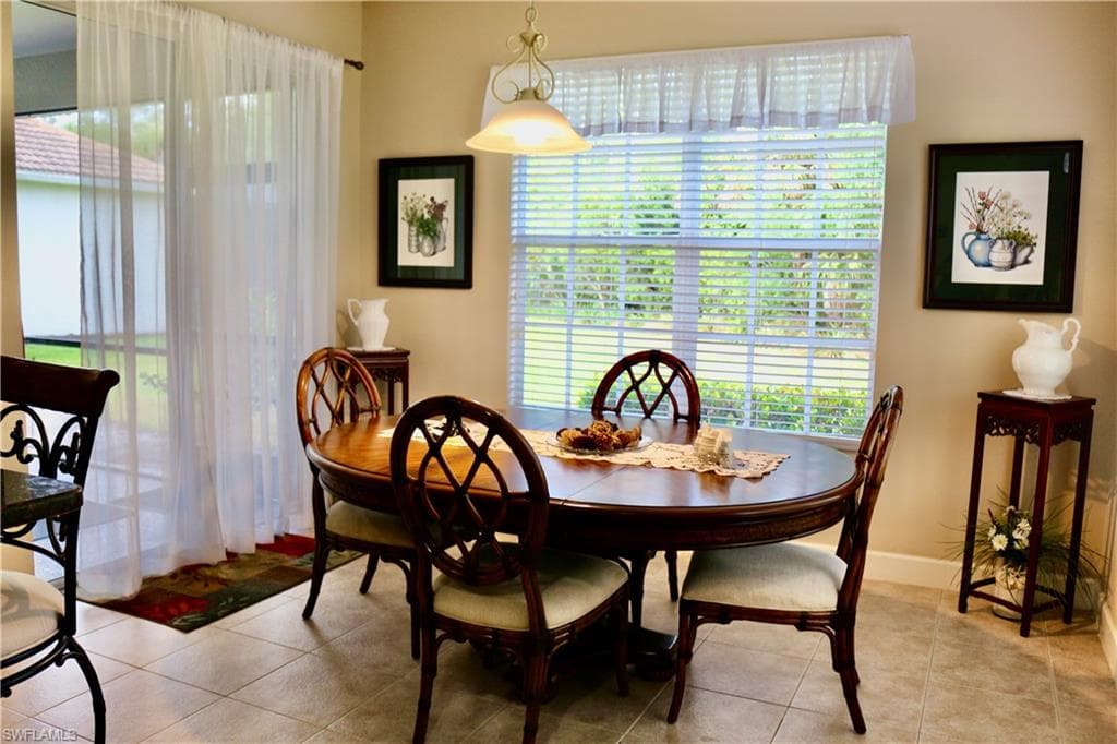 15474 Los Reyes LN, NAPLES FL 34110-9