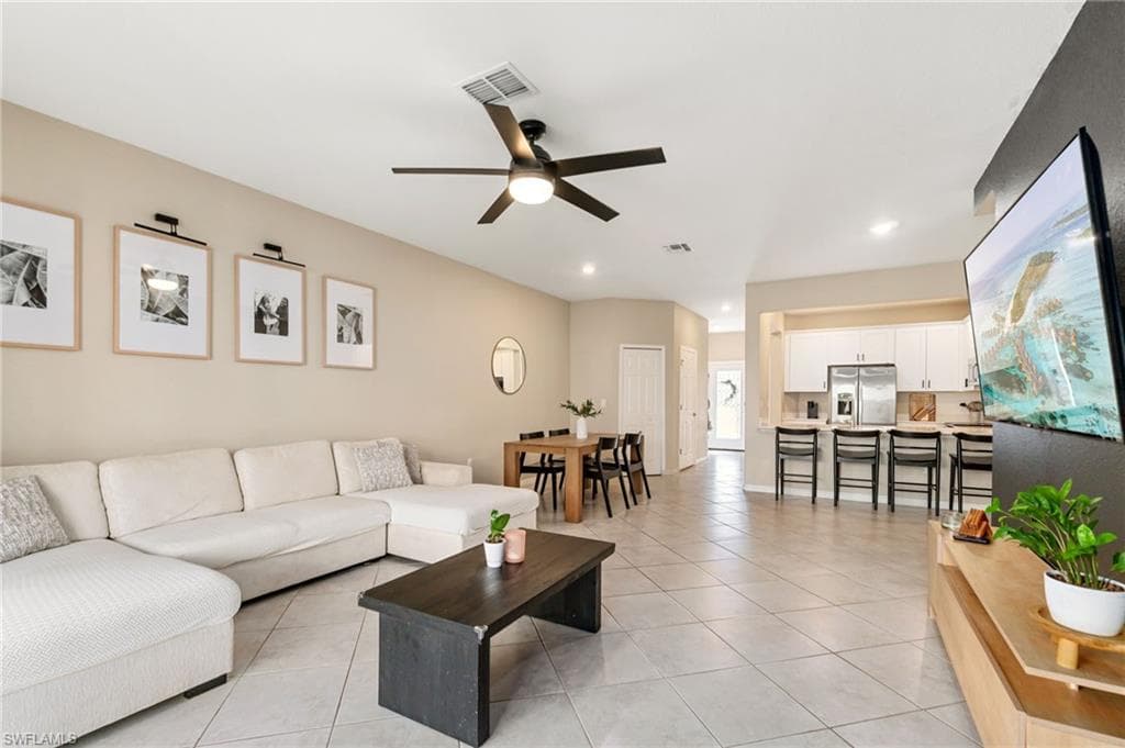 2767 Blossom WAY, NAPLES FL 34120-1