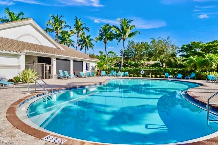16192 Parque LN, NAPLES FL 34110-25