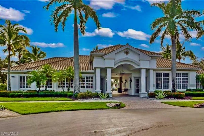 16192 Parque LN, NAPLES FL 34110-18