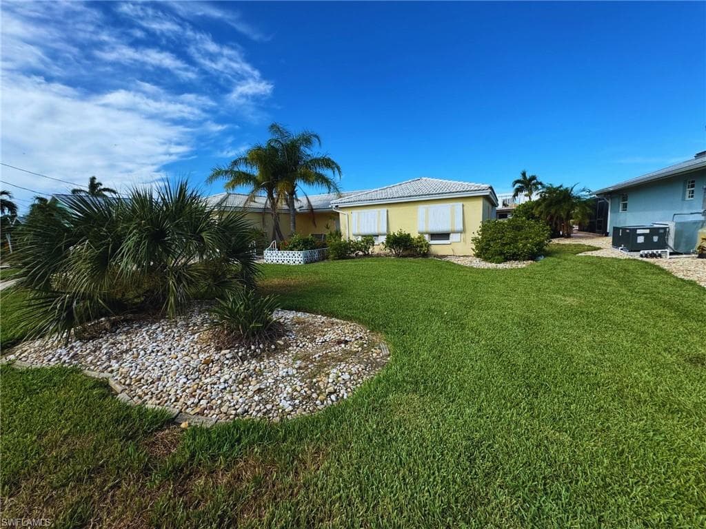 12 Bayview BLVD, FORT MYERS BEACH FL 33931-1