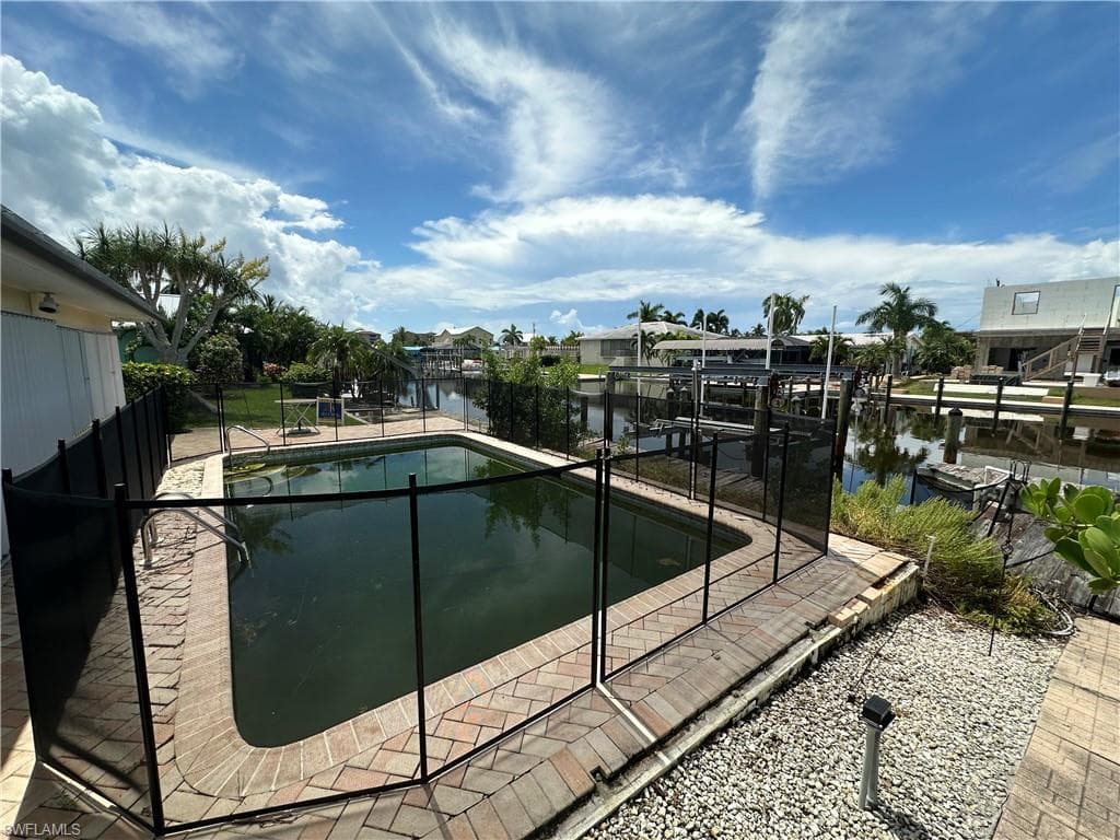 12 Bayview BLVD, FORT MYERS BEACH FL 33931-10