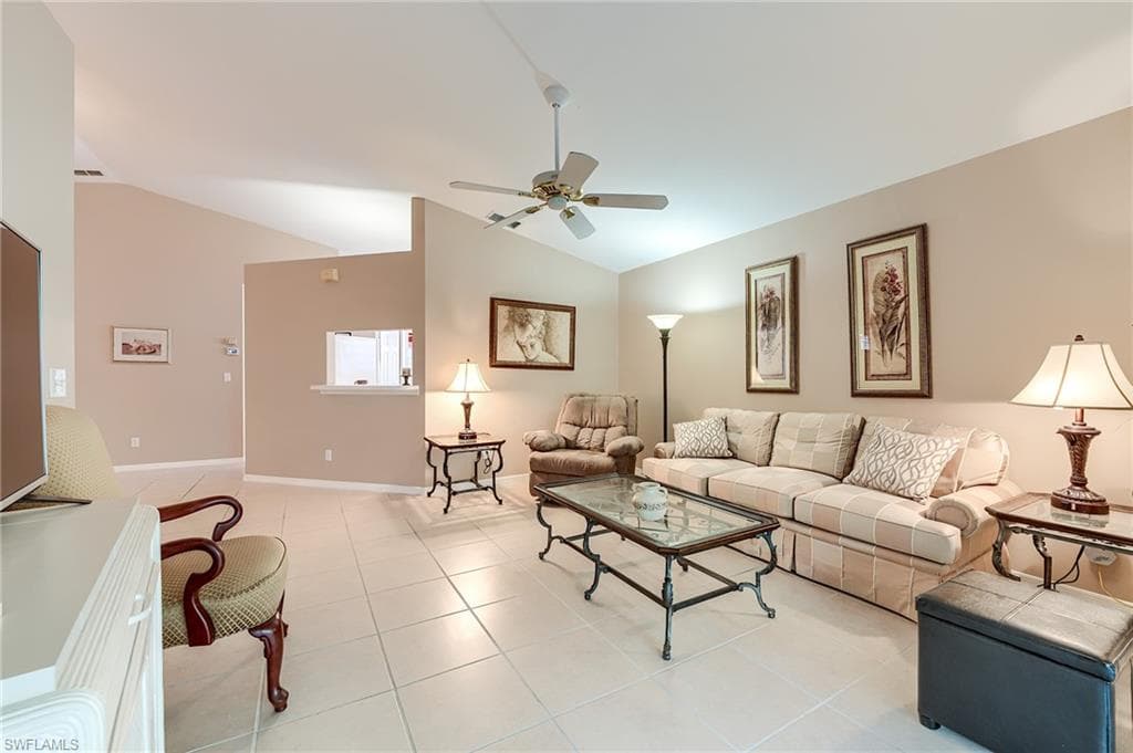 3775 Fieldstone BLVD # 104, NAPLES FL 34109-9