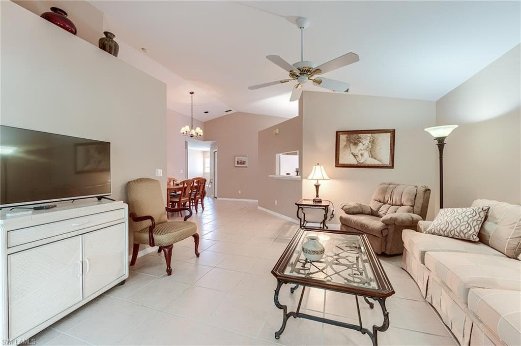 3775 Fieldstone BLVD # 104, NAPLES FL 34109-10