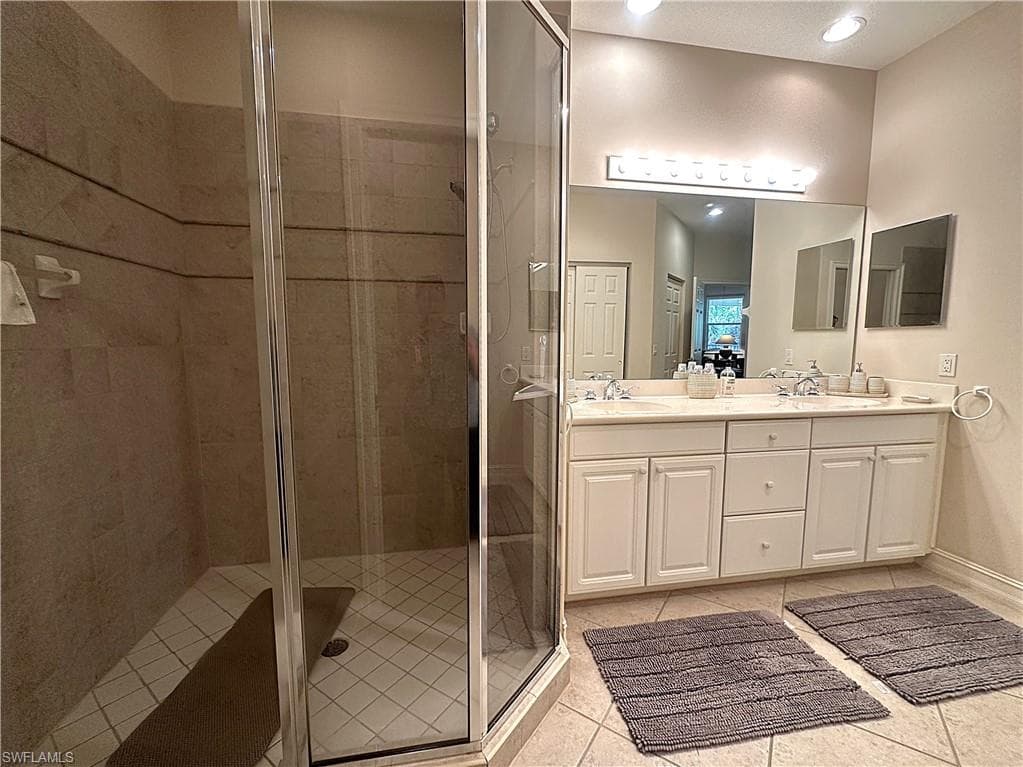 1634 Tarpon Bay DR S # 202, NAPLES FL 34119-17