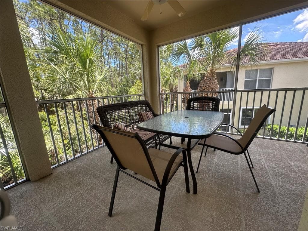 1634 Tarpon Bay DR S # 202, NAPLES FL 34119-24