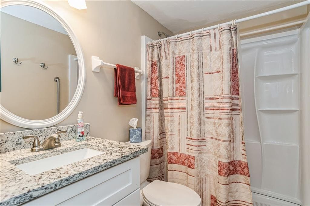 805 River Point DR # 202C, NAPLES FL 34102-8
